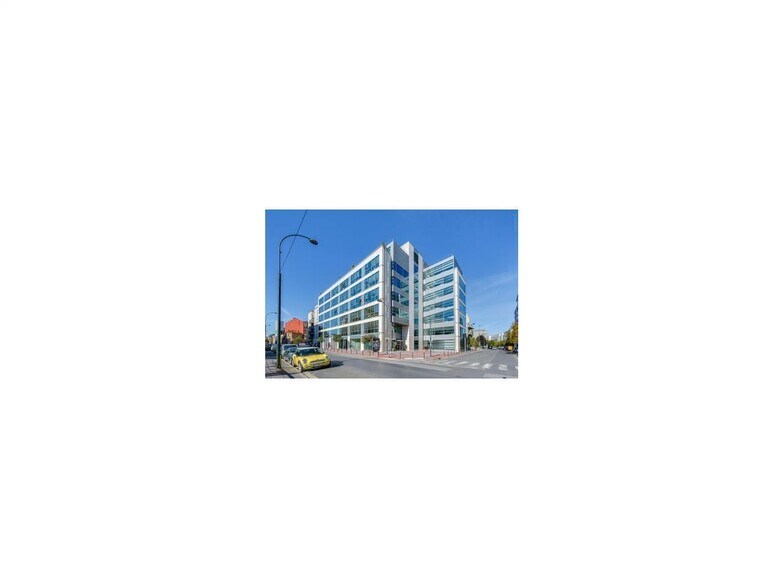 1 Rue Mozart, Clichy à louer - Photo du bâtiment - Image 1 de 25
