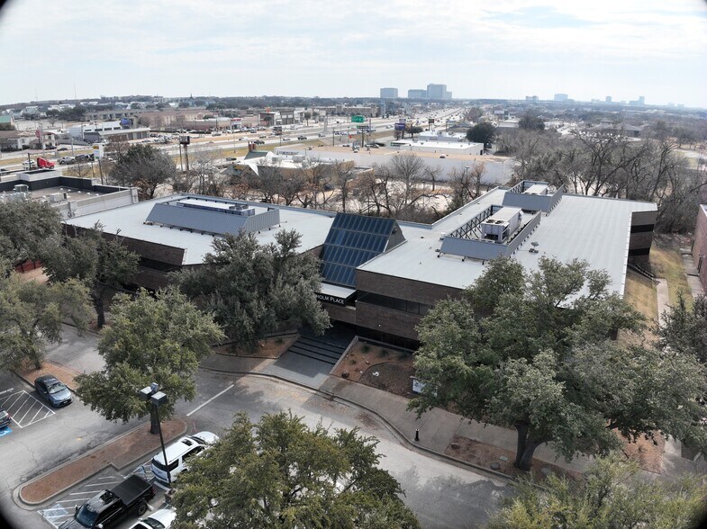 200 Chisholm Pl, Plano, TX à louer - Communauté Matterport - Image 2 de 27