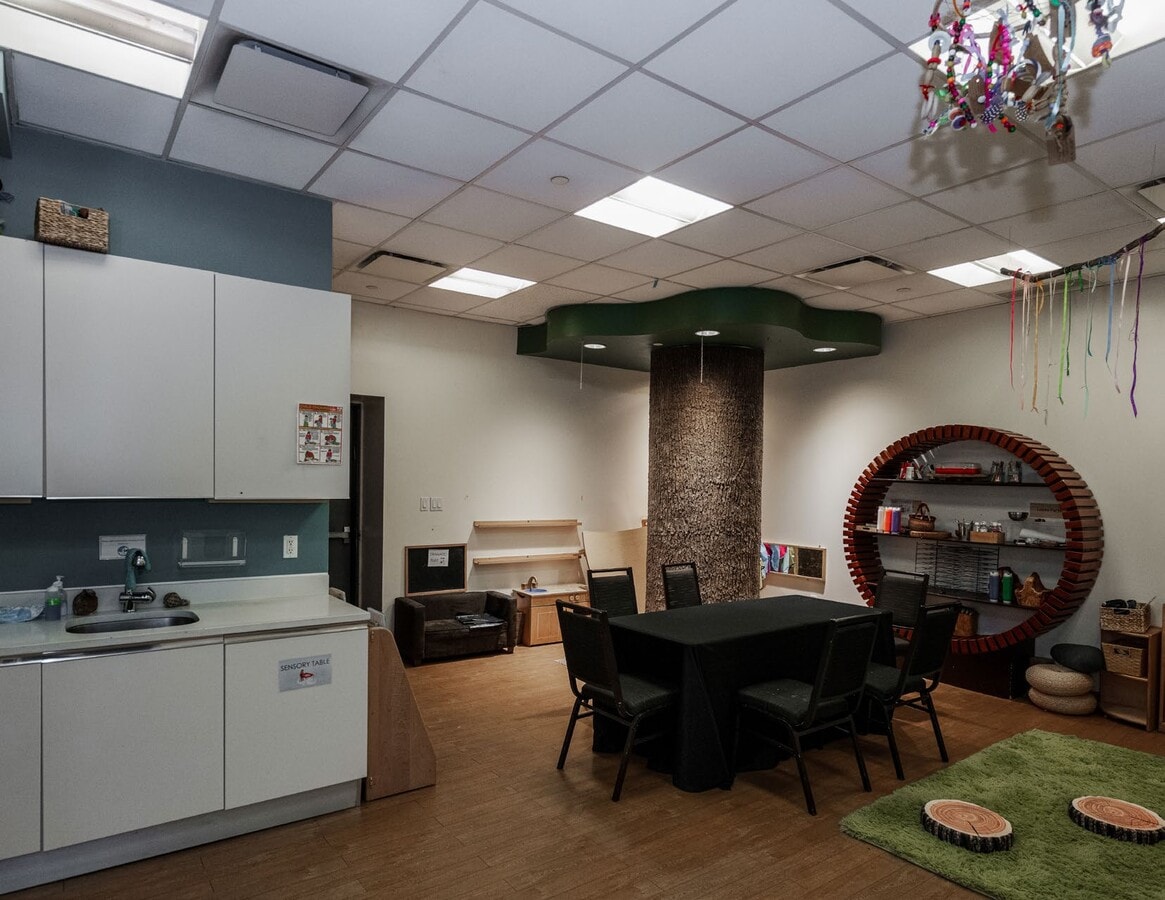 121 W 19th St, New York, NY 10011 - Unit Retail condo -  - Interior Photo - Image 1 of 7