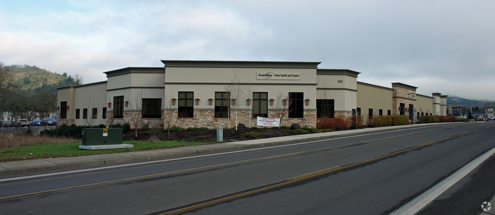 2510 NW Edenbower Blvd, Roseburg, OR for sale - Primary Photo - Image 1 of 1