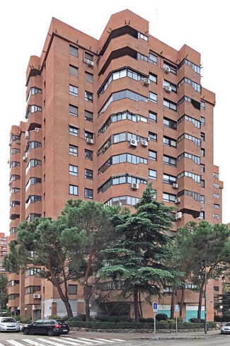 More details for Calle De Pedro Rico, 31, Madrid - Multifamily for Sale