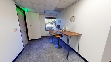 4009 Banister Ln, Austin, TX for lease Interior Photo- Image 1 of 3