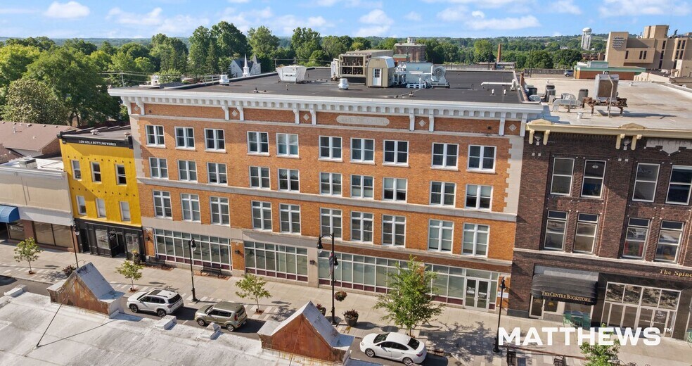 230 W Main St, Danville, KY à vendre - Photo du bâtiment - Image 2 de 5