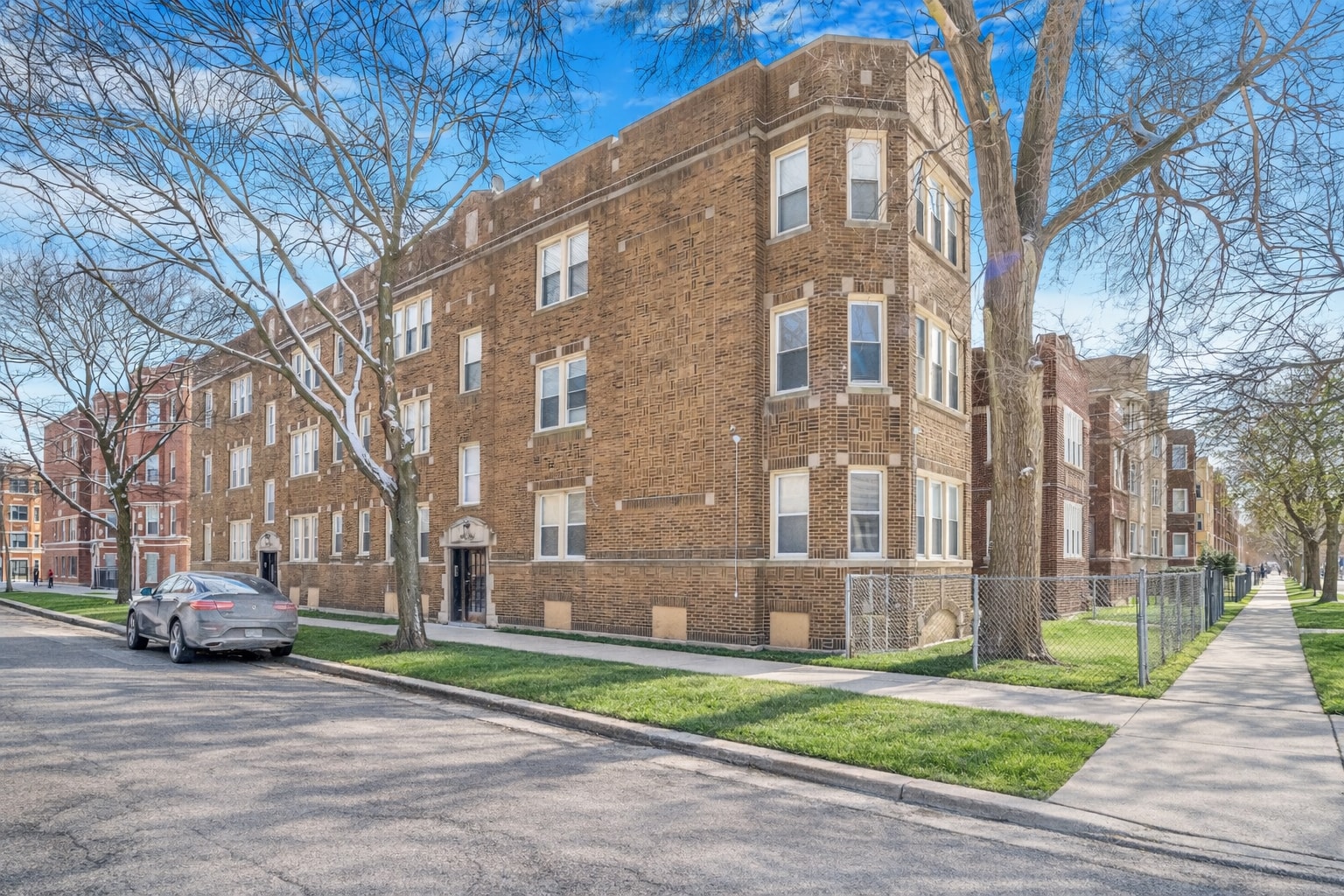 8001 S Maryland Ave, Chicago, IL for sale Building Photo- Image 1 of 12