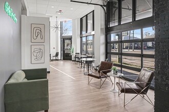 2701 7th Ave S, Birmingham, AL for lease Interior Photo- Image 2 of 9