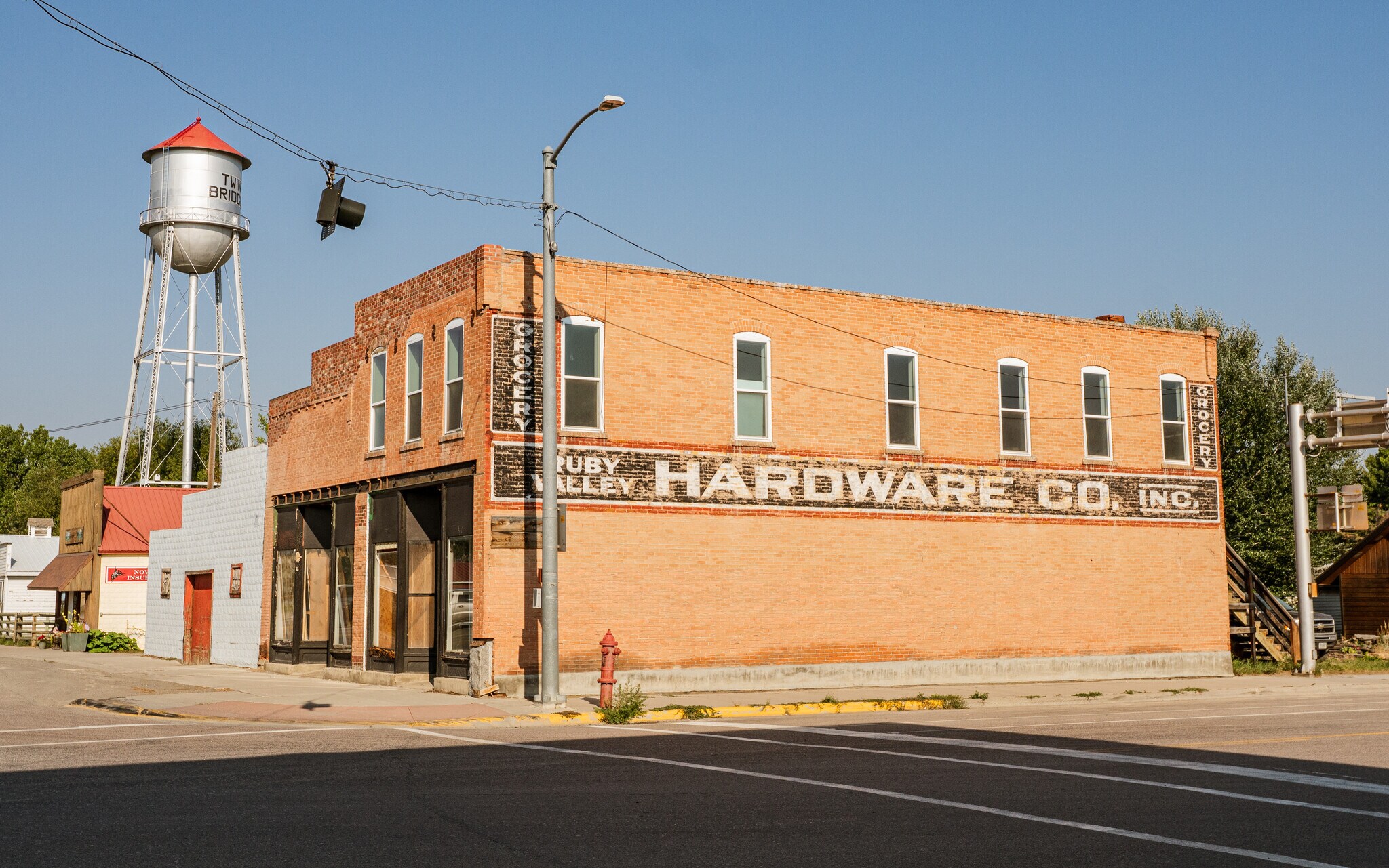 102 4th Ave, Twin Bridges, MT à vendre Photo du bâtiment- Image 1 de 1