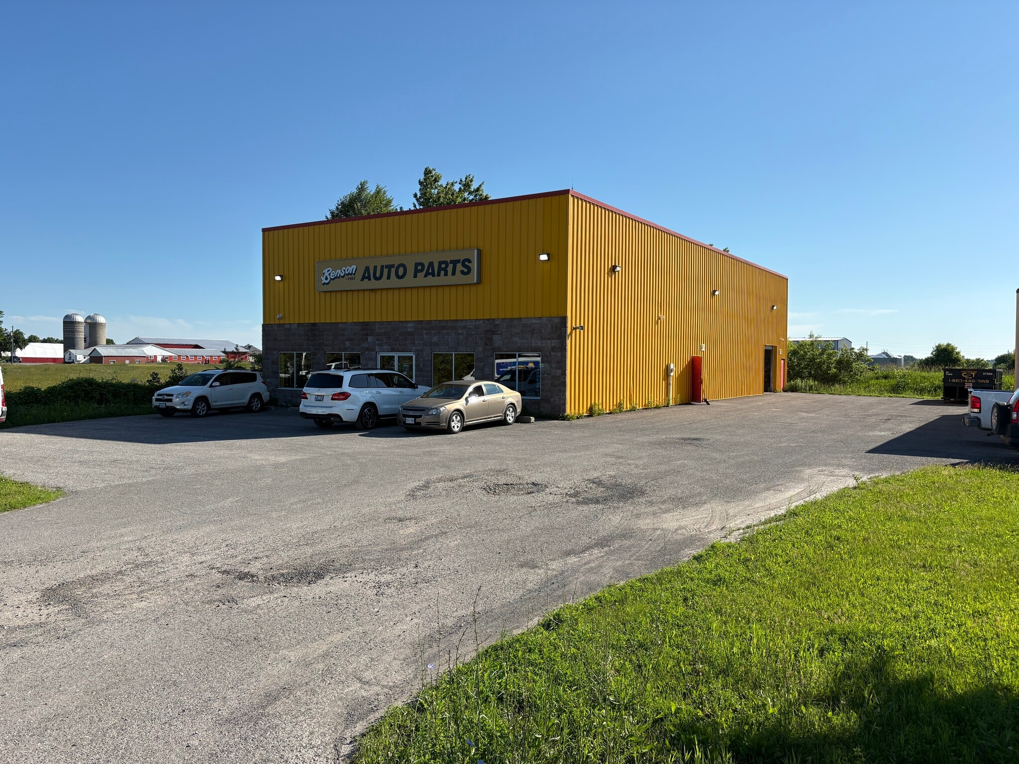 655 St Lawrence St, North Dundas, ON for lease Interior Photo- Image 1 of 10