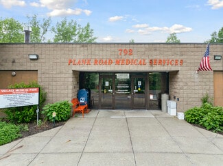 Plus de détails pour 792 N Main St, North Syracuse, NY - Bureau/Médical à louer