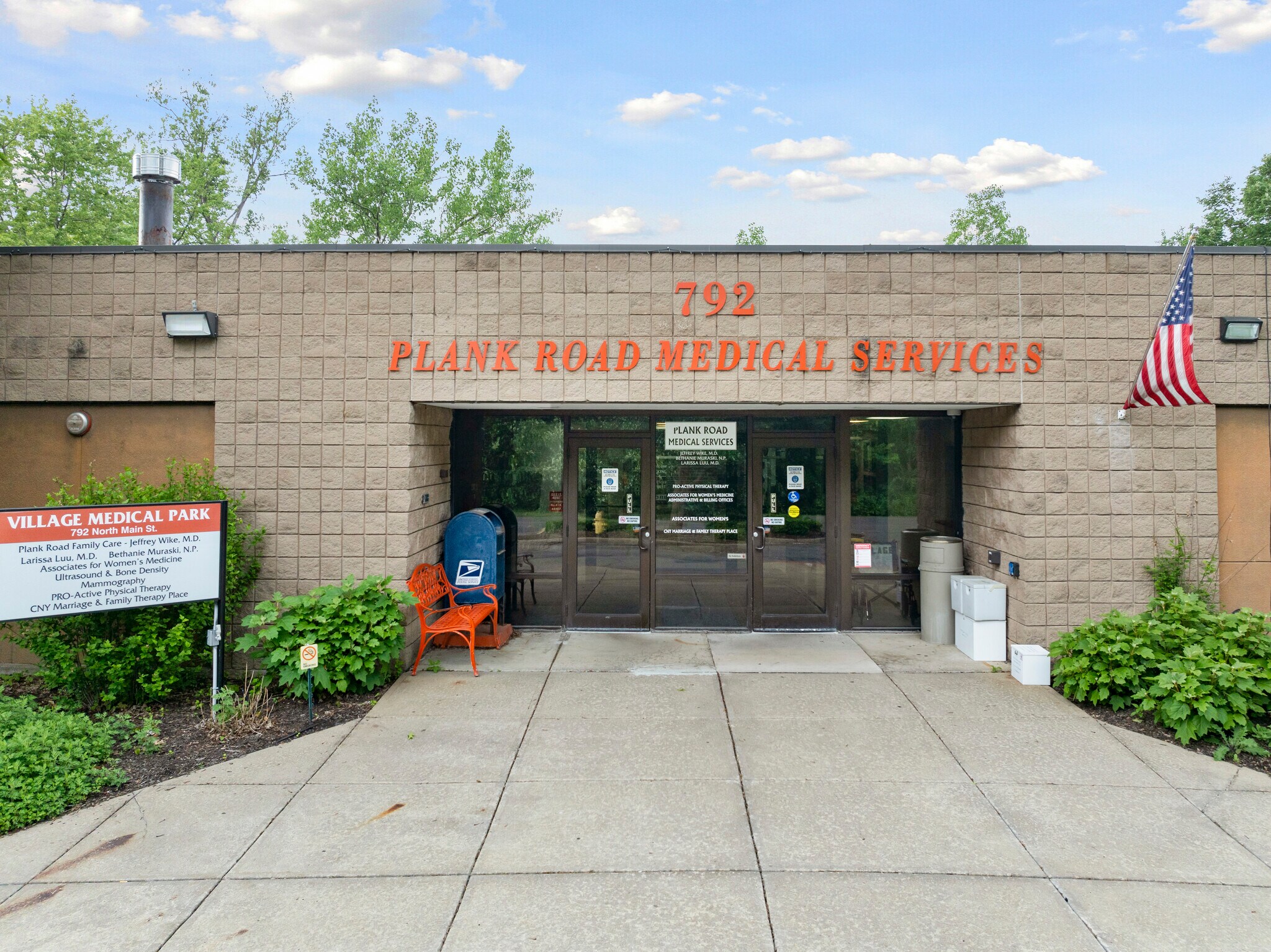 792 N Main St, North Syracuse, NY à louer Photo principale- Image 1 de 7