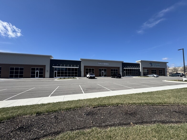 5540 S East St, Indianapolis, IN for lease - Building Photo - Image 1 of 8