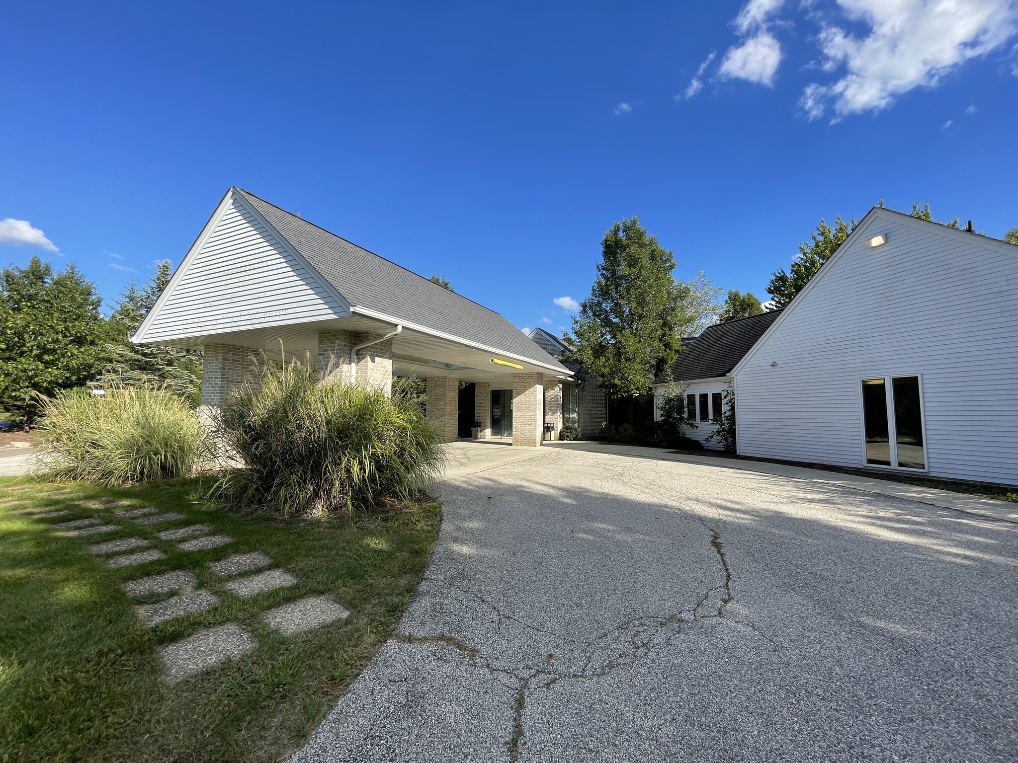 700 Walden Pl, Aurora, OH for sale Building Photo- Image 1 of 13