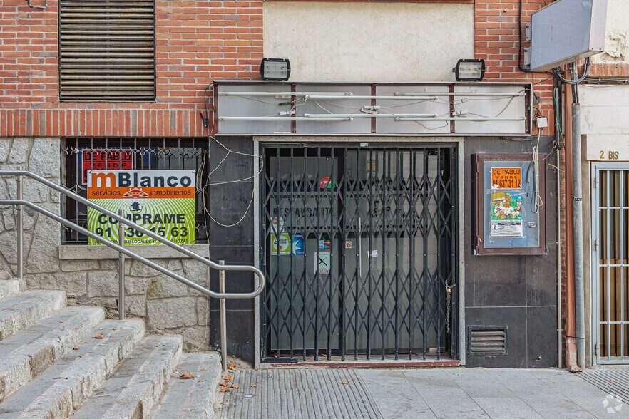 Retail in Las Rozas de Madrid, Madrid for lease - Building Photo - Image 2 of 2