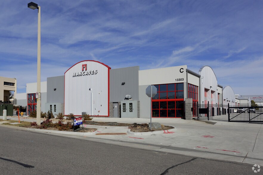 13303 E Adam Aircraft Cir, Englewood, CO à vendre - Photo principale - Image 1 de 5