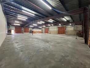 213 Whitsett Rd, Nashville, TN for lease Interior Photo- Image 2 of 10