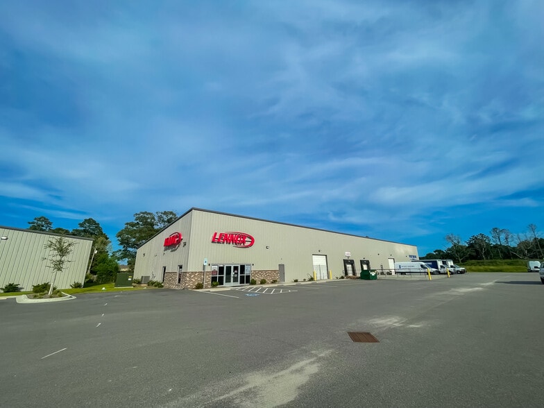 2525 Vacation Dr, Myrtle Beach, SC for lease - Building Photo - Image 1 of 6