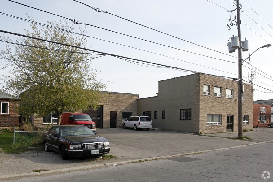 54 Newcastle St, Toronto, ON à louer - Photo du bâtiment - Image 2 de 2