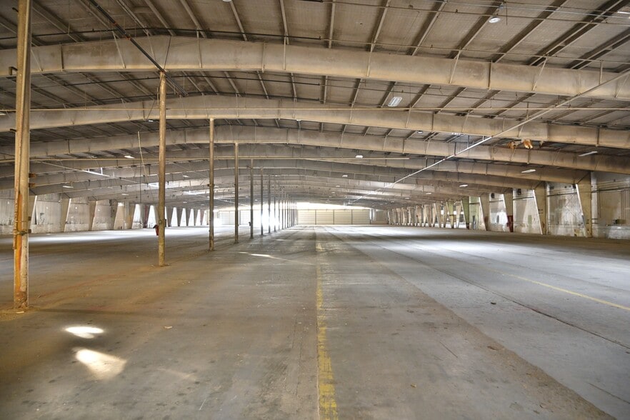 7845 Carneal Rd, West Paducah, KY for sale - Building Photo - Image 2 of 11