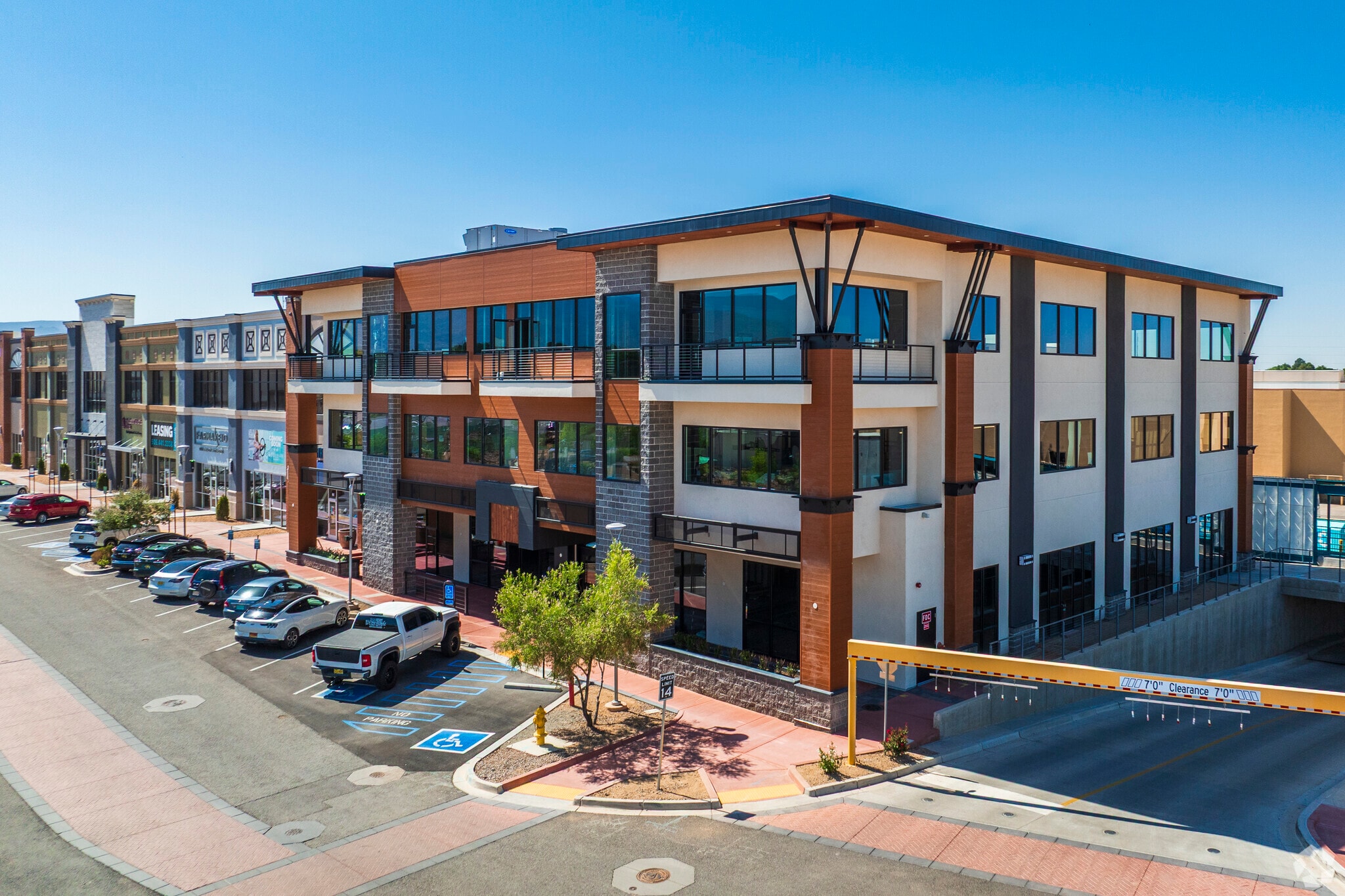 2100 Louisiana Blvd NE, Albuquerque, NM for lease Primary Photo- Image 1 of 35