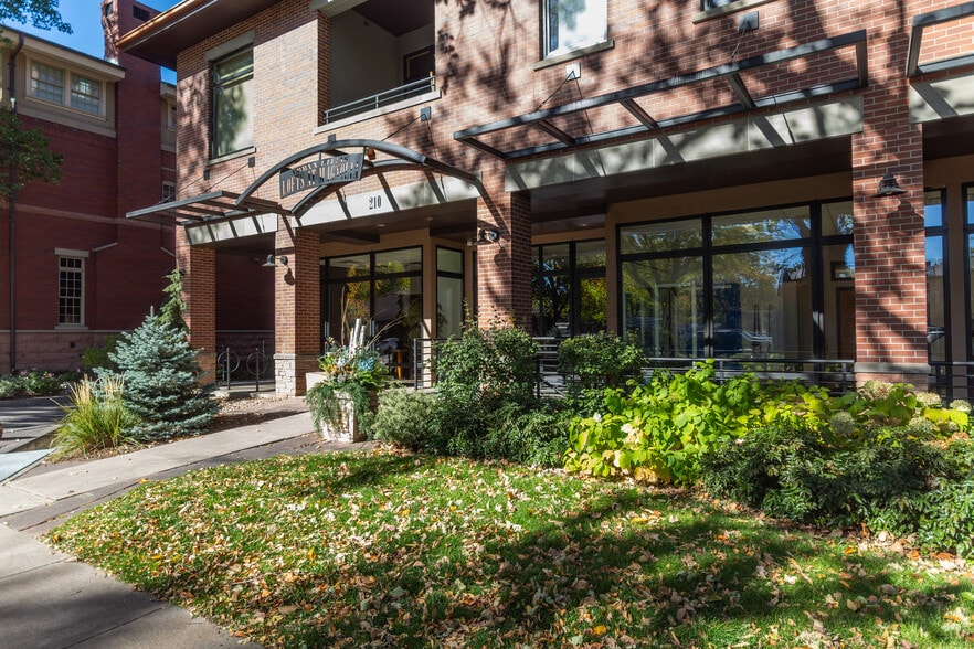 210 W Magnolia St, Fort Collins, CO for lease - Building Photo - Image 2 of 27