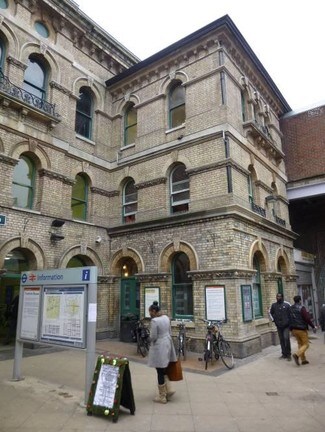 Plus de détails pour Station Way, Londres - Commerce de détail à louer