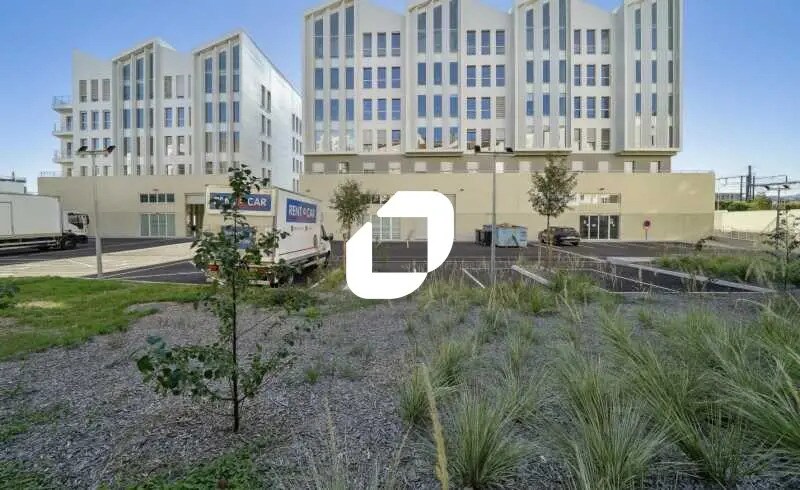 Flex dans Lyon à louer Photo du bâtiment- Image 1 de 9