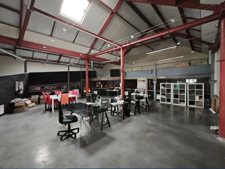 Office in Roubaix for sale - Interior Photo - Image 2 of 4