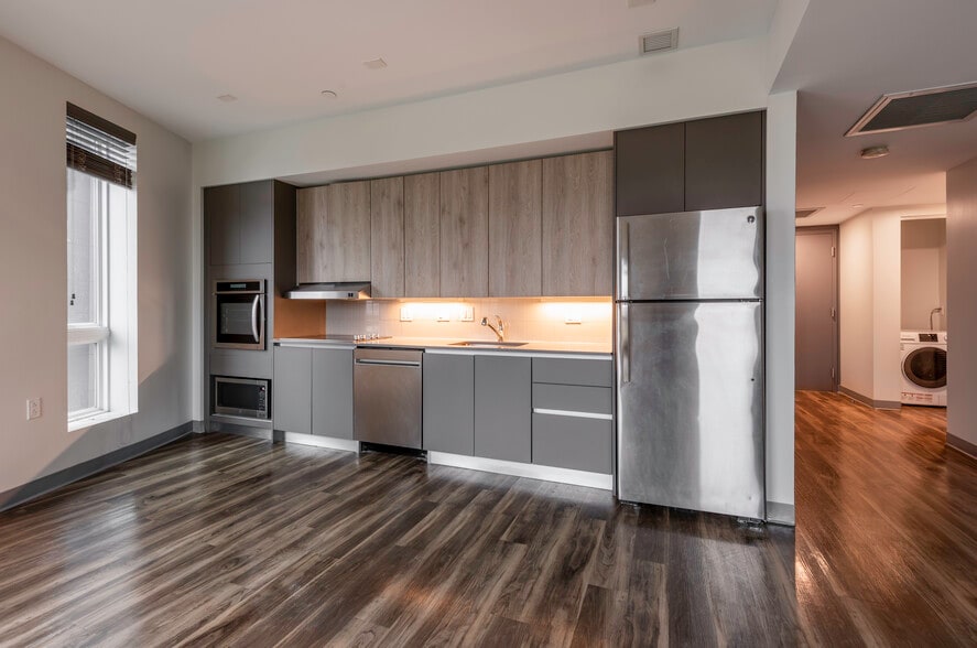 431 Melnea Cass Blvd, Boston, MA for sale - Building Photo - Image 2 of 9