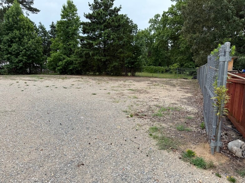 107 Ltr Park Dr, Longview, TX à louer - Photo du bâtiment - Image 2 de 10