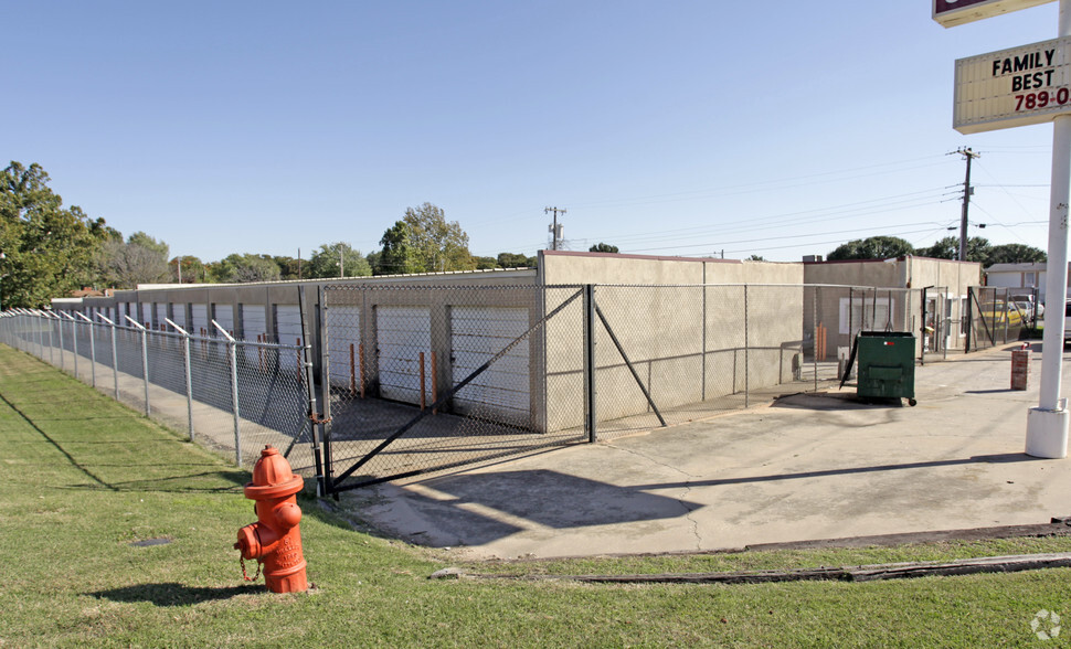 704 N Council Rd, Oklahoma City, OK for sale - Building Photo - Image 1 of 1