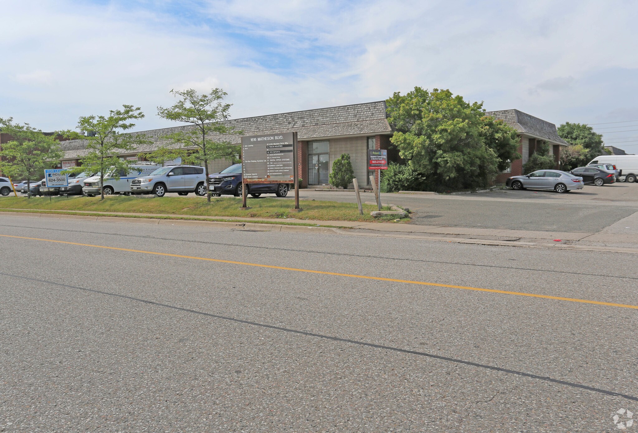 1616 Matheson Blvd, Mississauga, ON à vendre Photo du bâtiment- Image 1 de 1