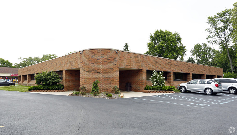 1850 Eastgate Rd, Toledo, OH for lease - Building Photo - Image 2 of 5