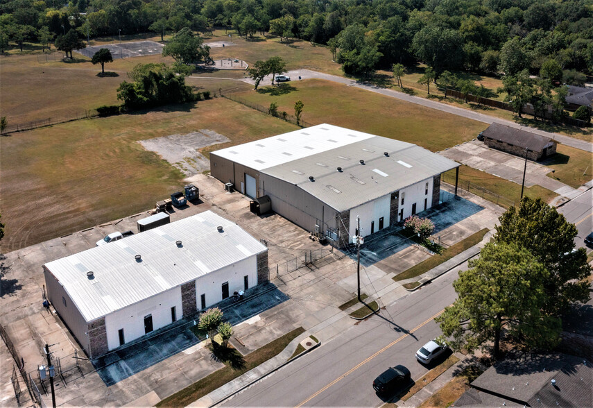 1507 Beaumont Rd, Baytown, TX for sale - Building Photo - Image 3 of 6