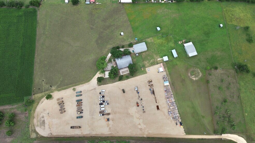 9100 SH-130, Hutto, TX à louer - Photo du bâtiment - Image 2 de 5