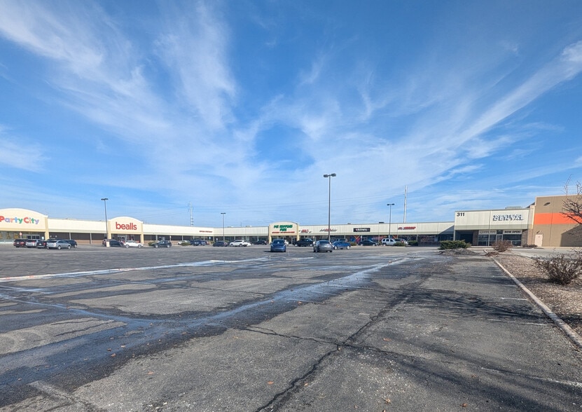 311 Sagamore Pky N, Lafayette, IN for lease - Building Photo - Image 2 of 12