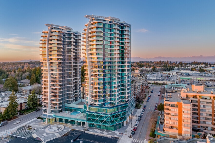 1493 Foster St, White Rock, BC for sale - Building Photo - Image 1 of 8