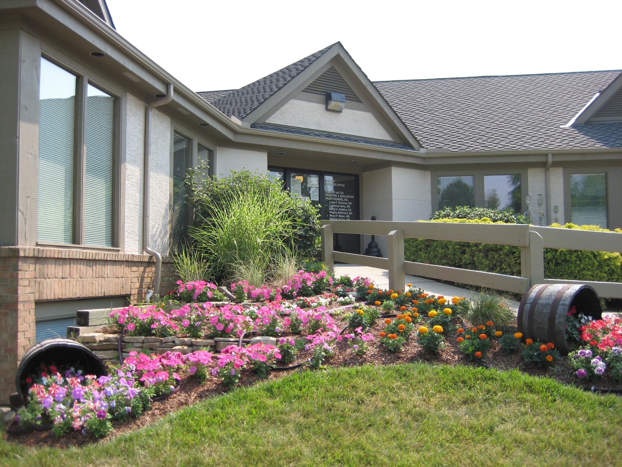 453 Waterbury Ct, Gahanna, OH for lease Primary Photo- Image 1 of 6
