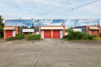 Plus de détails pour Local d'activités à louer