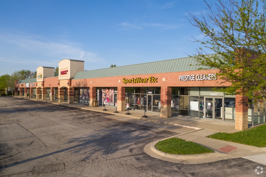 14860-14878 Metcalf Ave, Overland Park, KS for lease - Primary Photo - Image 1 of 3