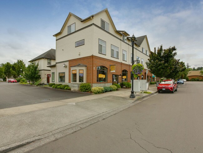 More details for 1647 NE Market Dr, Fairview, OR - Multifamily for Sale