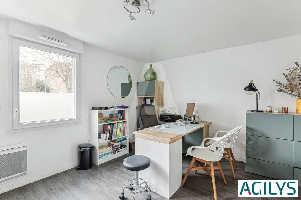 Flex in Villejuif for sale Interior Photo- Image 1 of 16