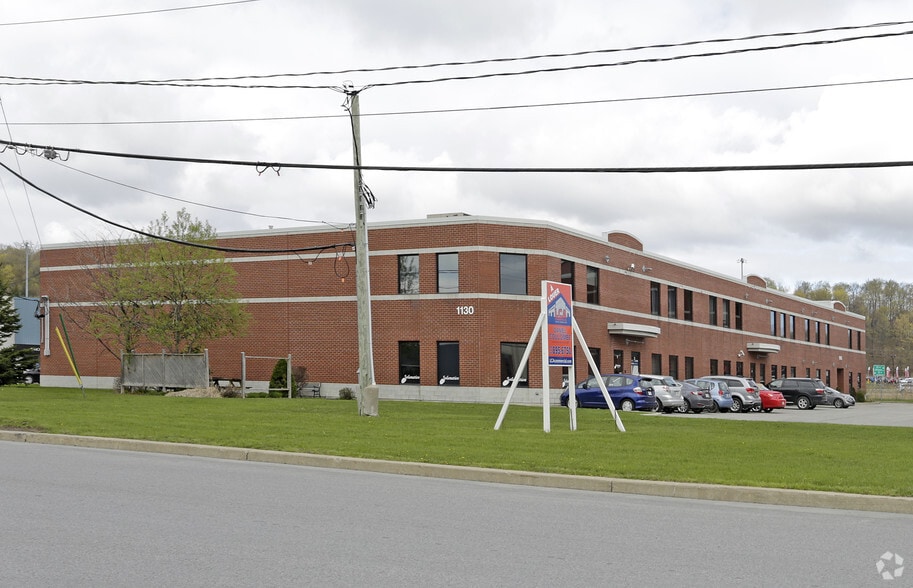 1130-1140 Rue Lévis, Terrebonne, QC for sale - Primary Photo - Image 1 of 1