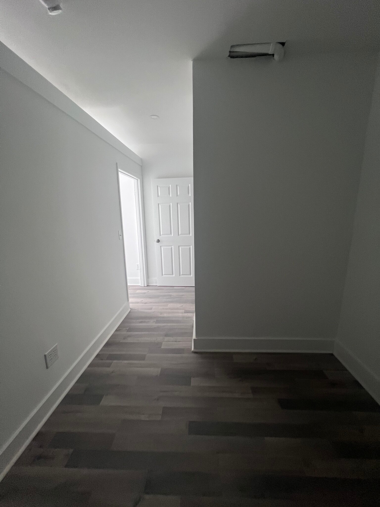 1727 Ashley River Rd, Charleston, SC for lease Interior Photo- Image 1 of 9