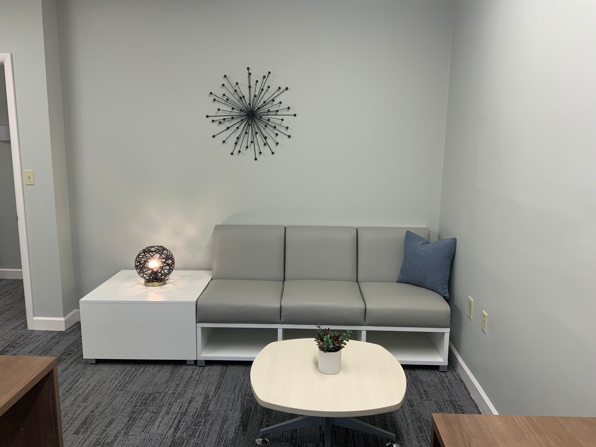 3570 Executive Dr, Uniontown, OH for lease Interior Photo- Image 1 of 6