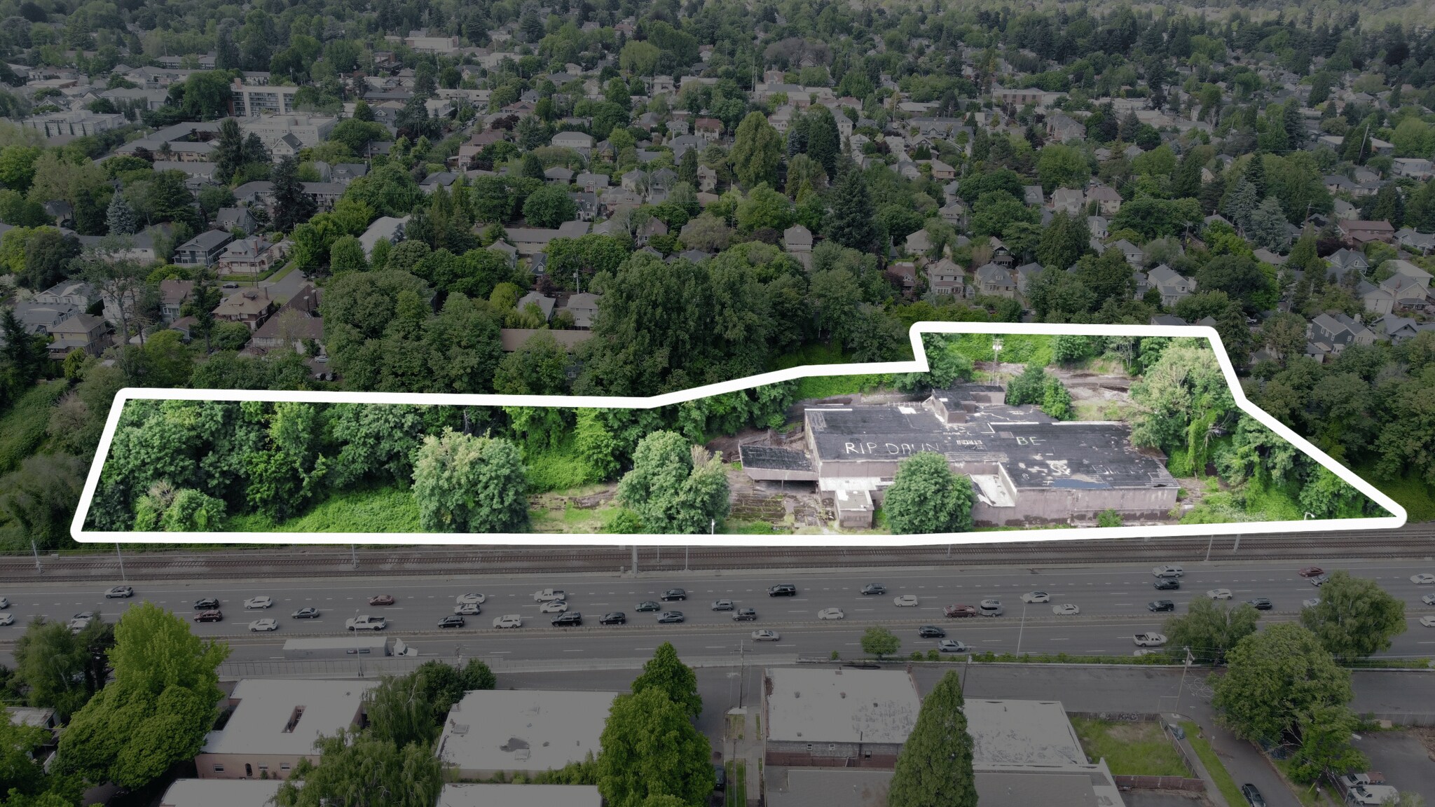 2506 NE Multnomah St, Portland, OR à vendre Photo du bâtiment- Image 1 de 12