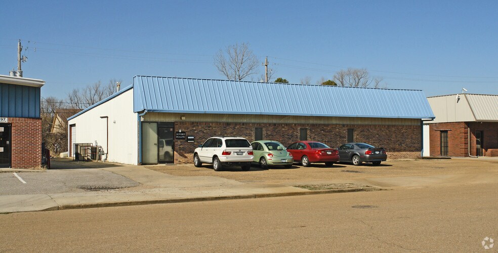 3791 Contractors Pl, Memphis, TN à vendre - Photo du bâtiment - Image 1 de 9