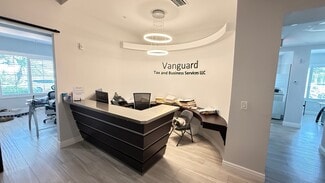 Plus de détails pour 750 11th St S, Naples, FL - Bureau à vendre