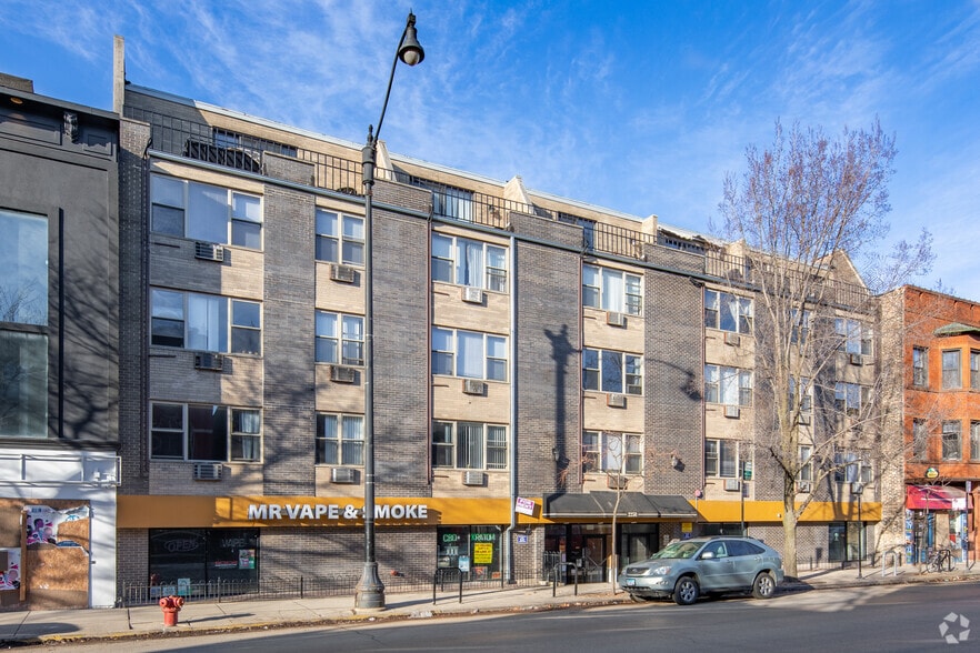 2250 N lincoln Ave, Chicago, IL for lease - Primary Photo - Image 1 of 9