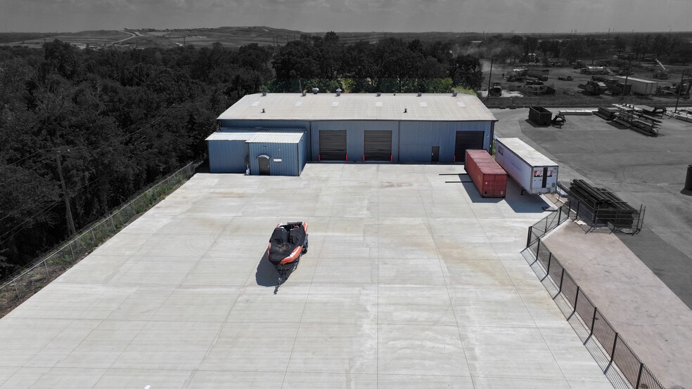 5144 SE Loop 820, Forest Hill, TX for sale - Building Photo - Image 2 of 6