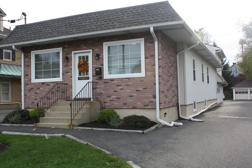 246 White Horse Pike, Audubon, NJ à louer - Photo du bâtiment - Image 3 de 5