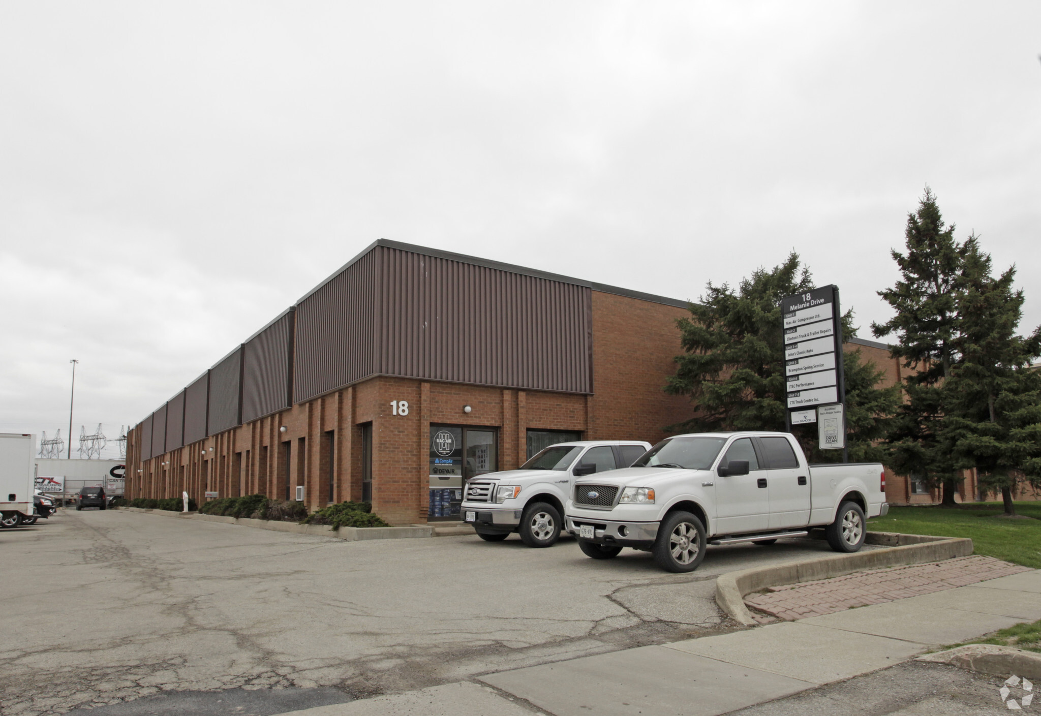 18 Melanie Dr, Brampton, ON for lease Primary Photo- Image 1 of 3